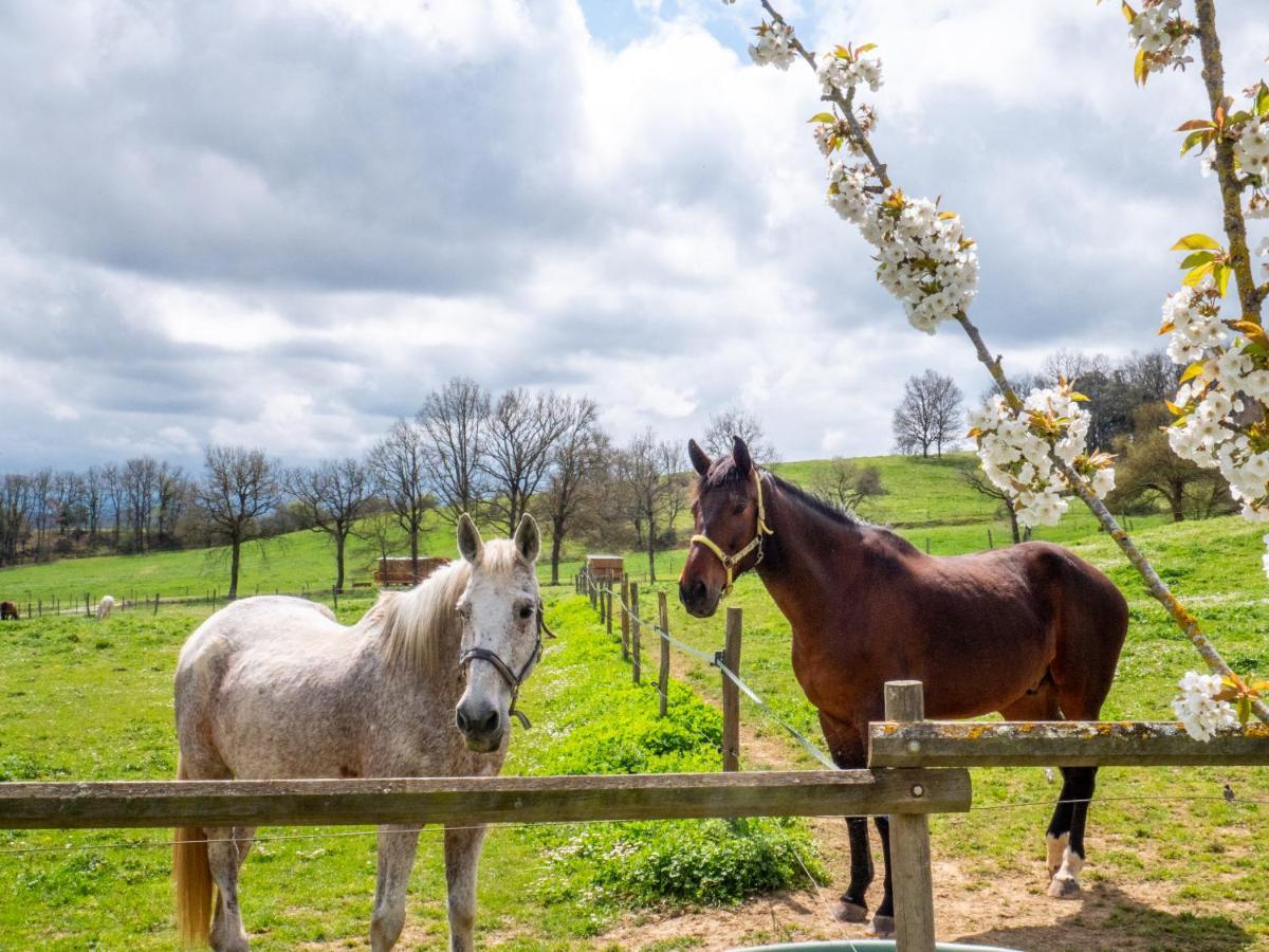 Gites Et Roulottes Au Domaine De La Trille Sainte-Foi Luaran gambar